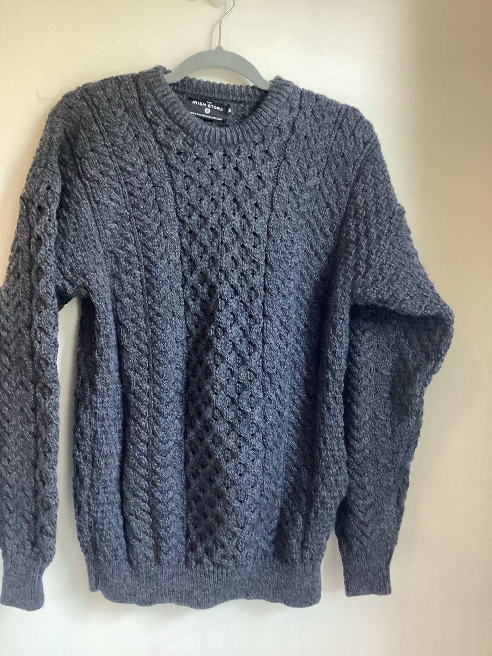 The Irish Store 100% Merino Wool Aran Cable Knit Sweater Gray Medium Ireland